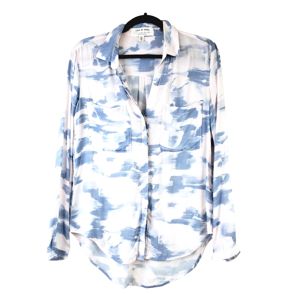 Cloth & Stone Anthropologie White Top Womens XS Rayon Long Sleeve Blue Printed